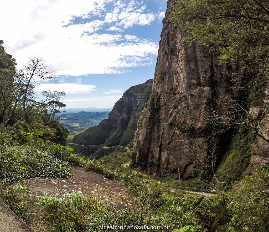 o que fazer em Urubici, SC, Santa Catarina, Serra catarinense, onde se hospedar em urubici, natureza, cachoeira, morro da igreja, pedra furada, inscrições rupestres, serra do corvo branco