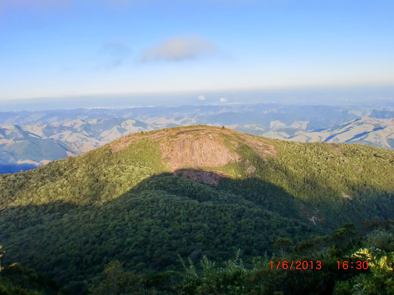 Pico%2520da%2520Pedra%2520Bonita%2520visto%2520da%2520Pedra%2520Partida.JPG