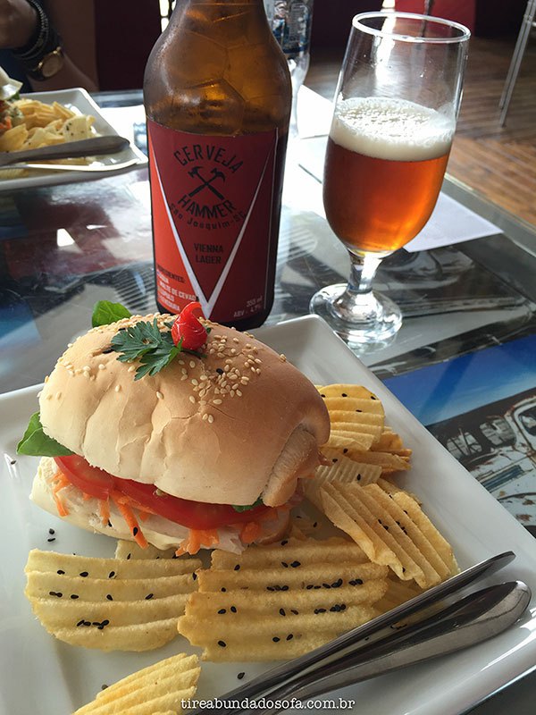 o que fazer em Urubici, SC, Santa Catarina, Serra catarinense, onde se hospedar em urubici, natureza, cachoeira, morro da igreja, pedra furada, onde comer em urubici, posto serra azul, sanduíche de truta