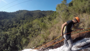 Fazenda Vitória São Luiz do Paraitinga Turismo Ecológico Camping Tirolesa Rapel Cachoeira