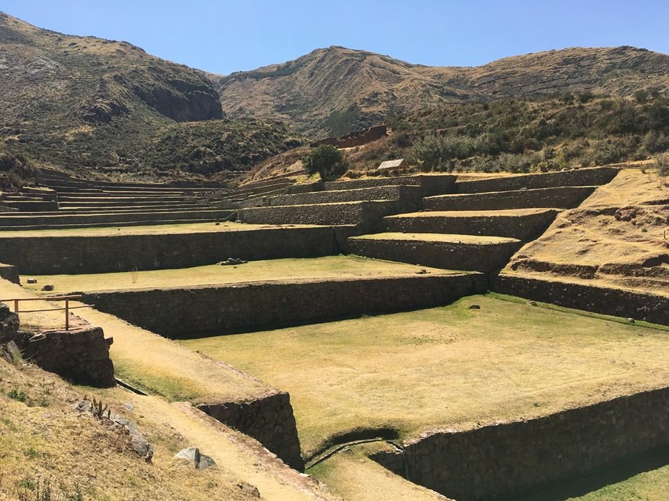 41958016_10216573773673359_1624800915649