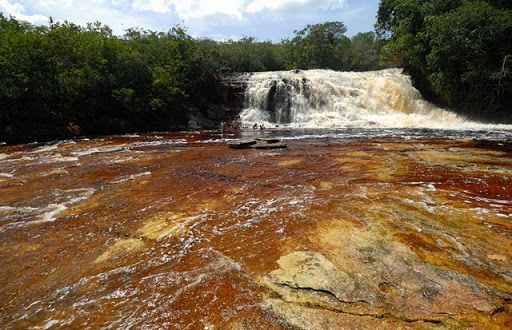 Cachoeira%20da%20Iracema_Odiss%C3%A9ia%20Roraima.jpg