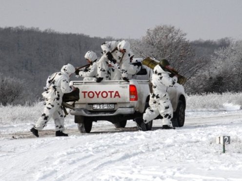 miltar-war%20toyota.jpg
