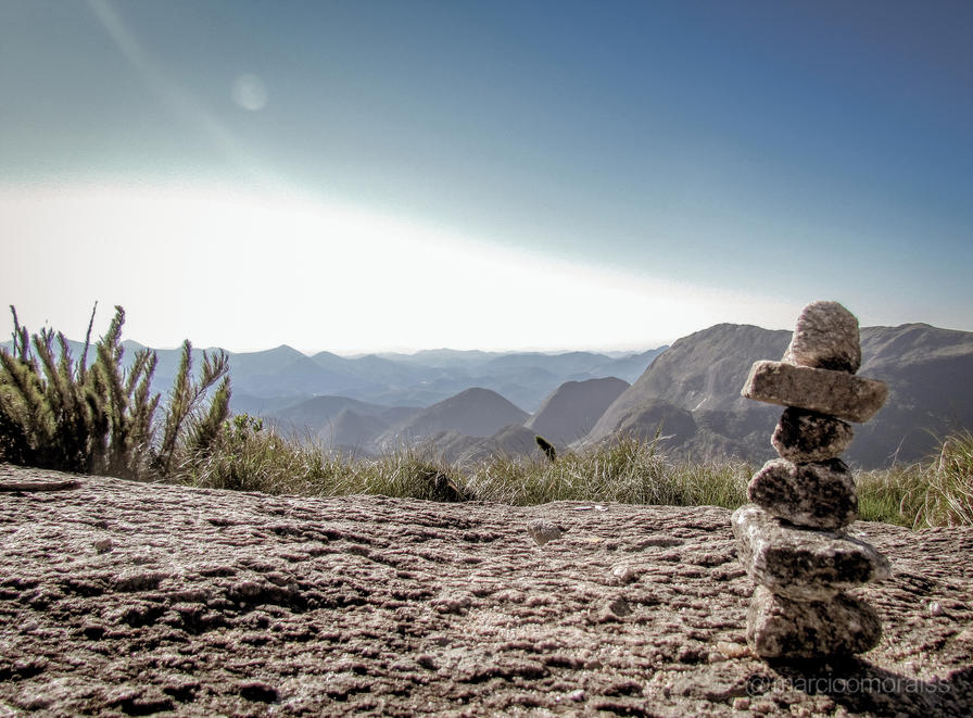 f2f2e3_07d98d9b4010488db3c4918e25493e50~