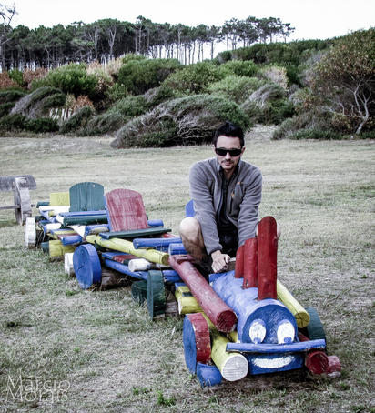 f2f2e3_fdf8a626072145bd85c08c23b7e46521~