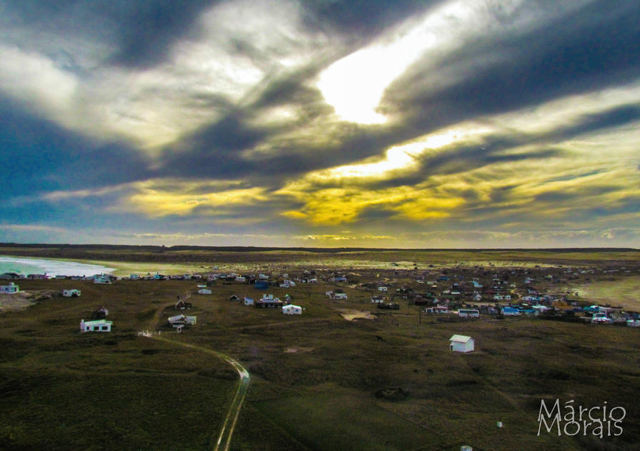 f2f2e3_8e12fa698cda4965b4573c7b2b988d1a~