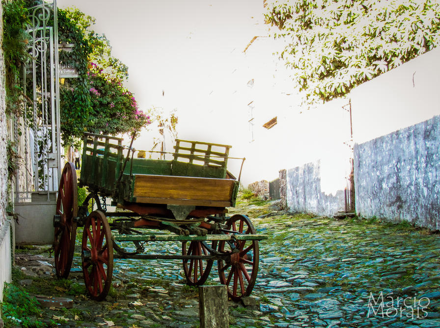 f2f2e3_3d4a39bf696c42609e4ca0c0a3fe7367~