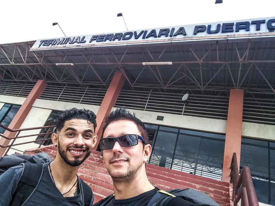 f2f2e3_246daf94510e4c6984899d6790023dc8~