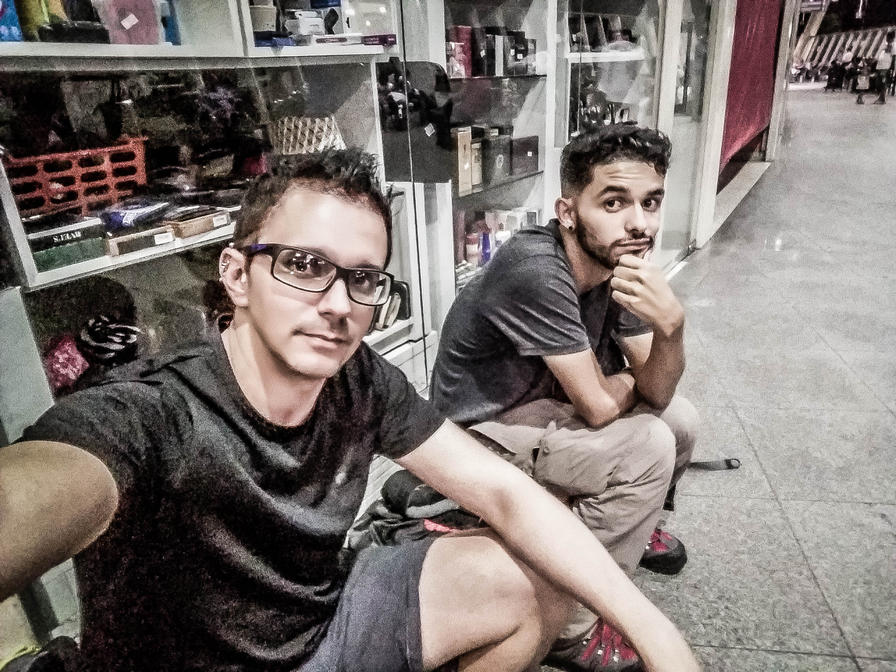 f2f2e3_ffc9ea4cb34444408222a59eb3655fa7~