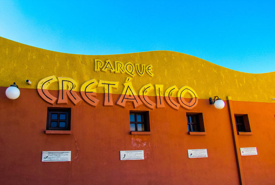 f2f2e3_dff6f22822864663afad0a4f2cde8a86~