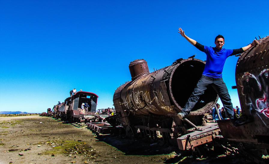 f2f2e3_d3ef9646e301435b85fdc050472074c6~