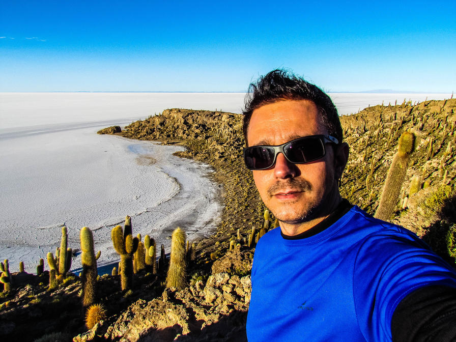 f2f2e3_78e7d77b09dd43c58bdd1a11b9c473cf~