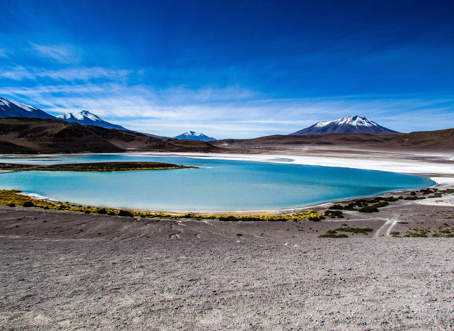 f2f2e3_6d068ca78f5e436f98cd95d139dceb5f~