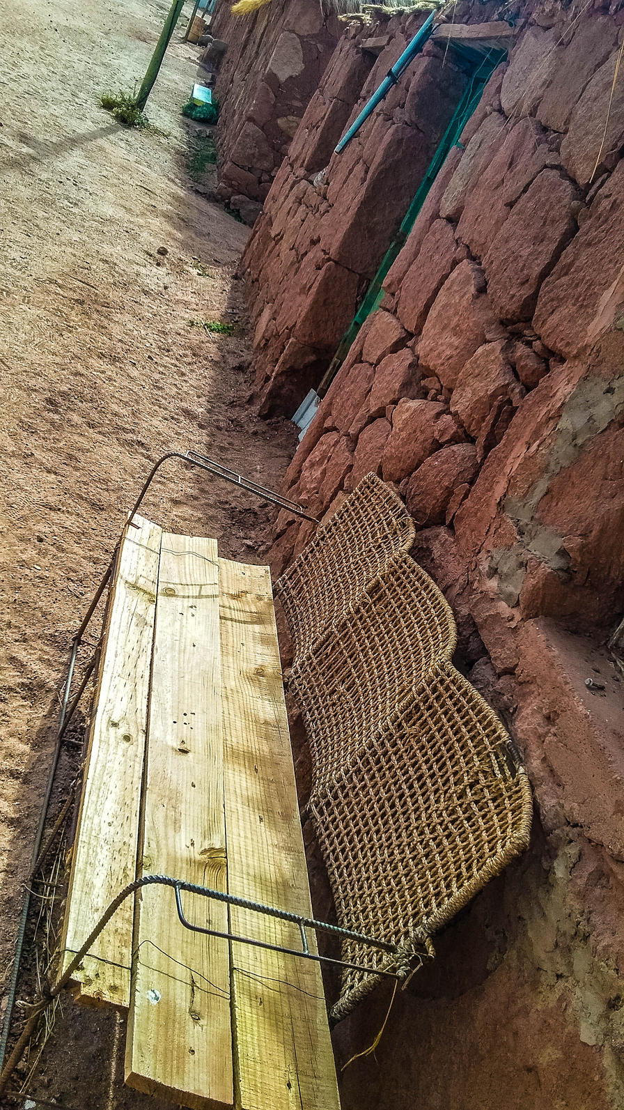 f2f2e3_0aaa0ddf26694385927096278563a6af~