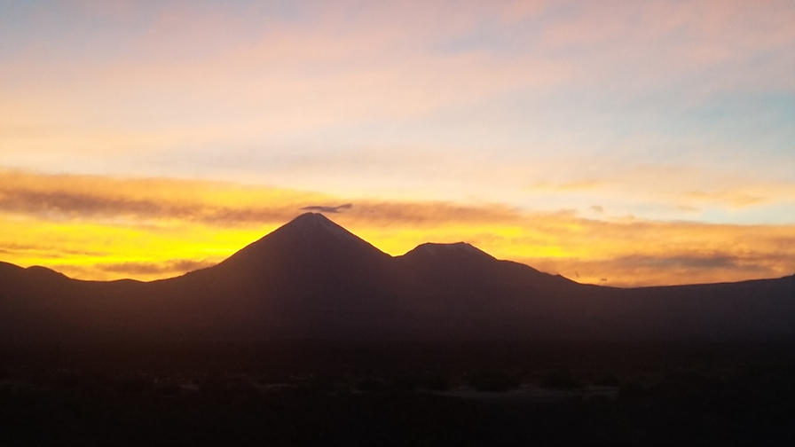 f2f2e3_5009de2c019c49b886bcd55e24ba659c~