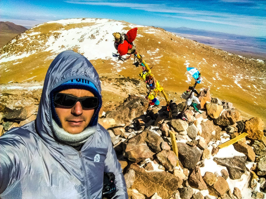 f2f2e3_9c0ae00b14e14a6b97606f3737177325~