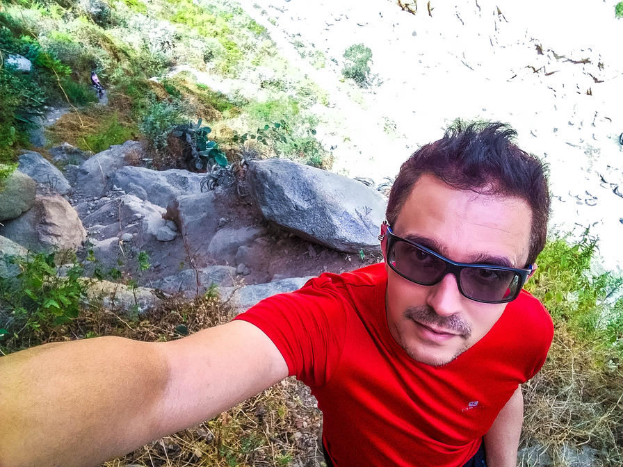 f2f2e3_9ba6b09add2c4c54aff37e5116c96044~