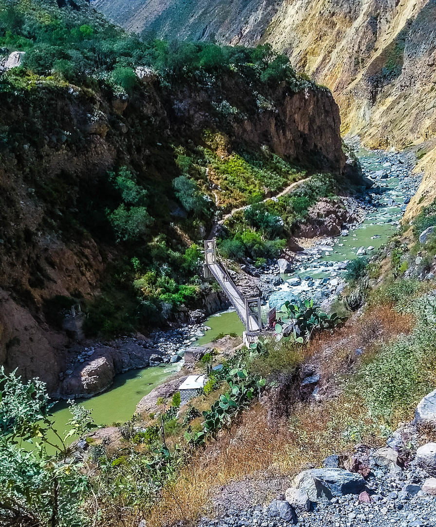 f2f2e3_c3759ec40e98411c953a0518e0ef3538~