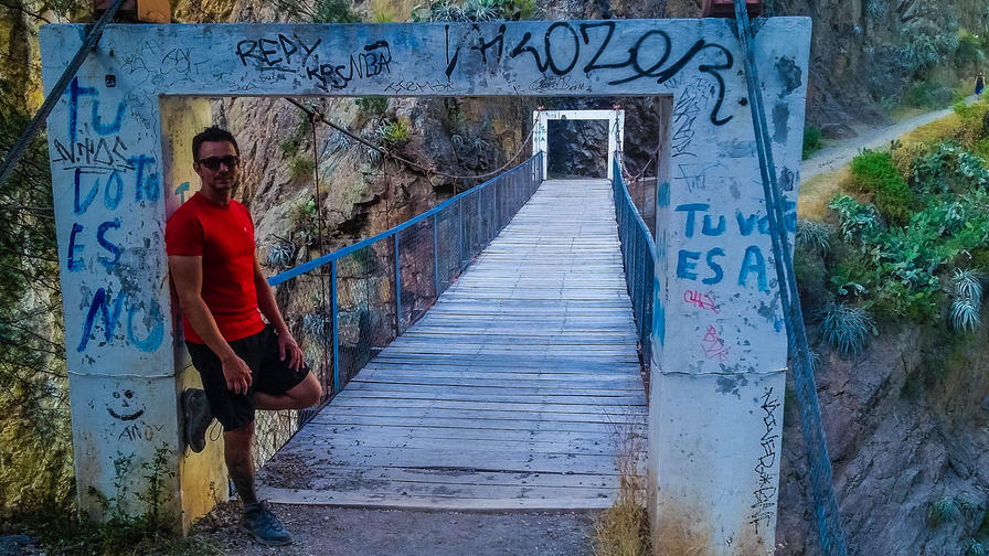 f2f2e3_d255a34a8ab94de4b3f37678d6a545c8~