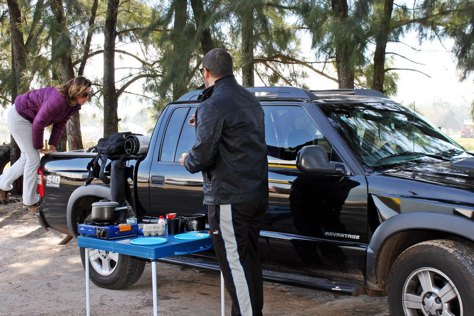 Todos os dias, monta cozinha, guarda cozinha, monta cozinha, guarda cozinha