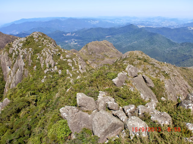 Vista%2520do%2520alto%2520do%2520Pico%2520do%2520Marinzinho.JPG