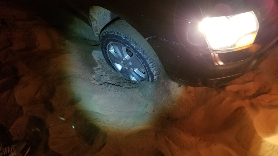 32901748_10204715440362521_6273543731517