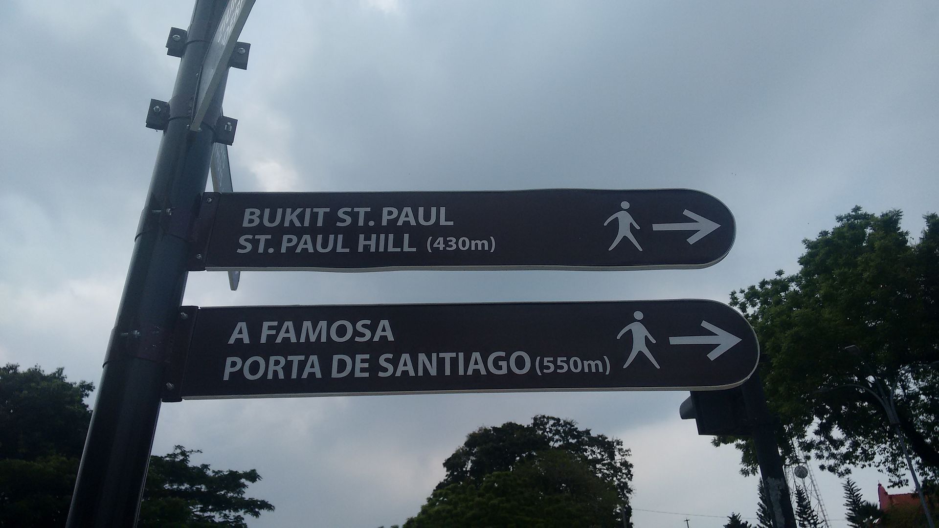 IMG_20160425_131743123?async&rand=0.20210381411490852