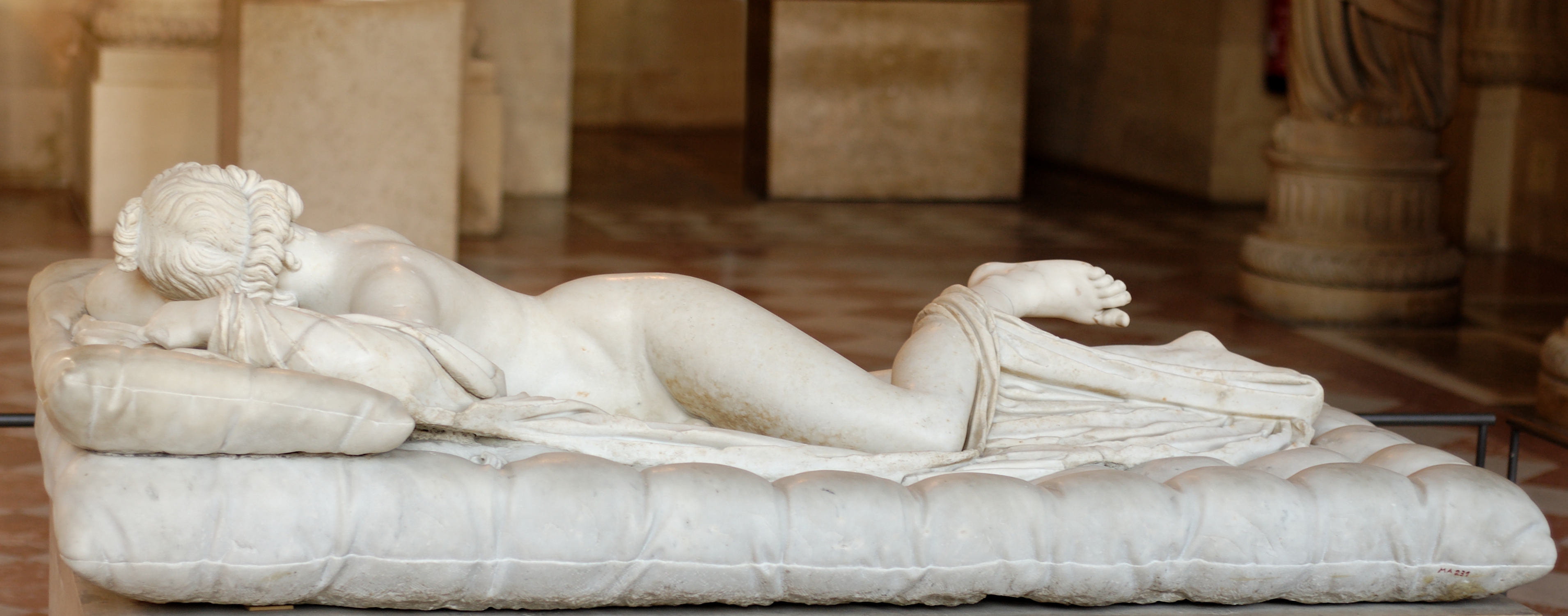 Borghese_Hermaphroditus_Louvre_Ma231_n3.jpg