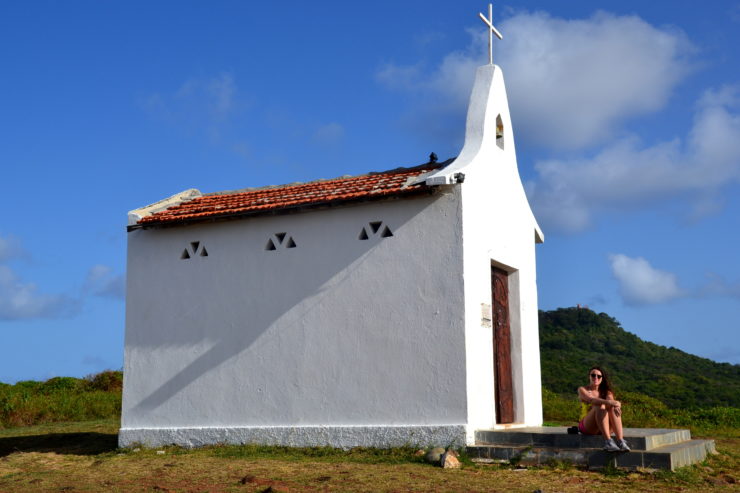 Igreja-Pescadores-Noronha-740x493.jpg