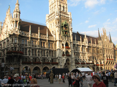 Marienplatz_Munich.jpg