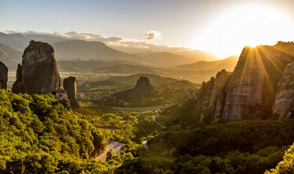 Meteora-por-do-sol-1024x606.jpg