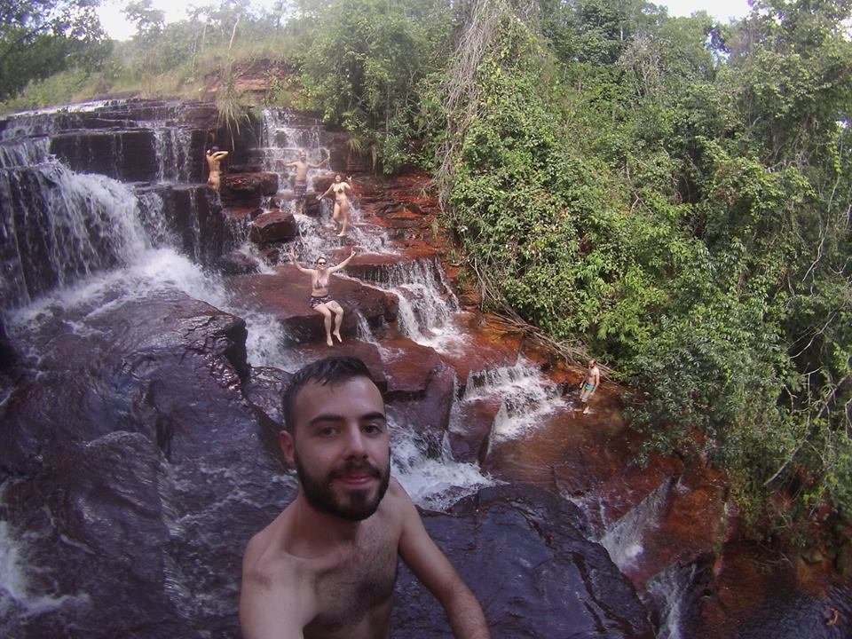 A imagem pode conter: Guilherme Navarro, atividades ao ar livre, natureza e Ã¡gua
