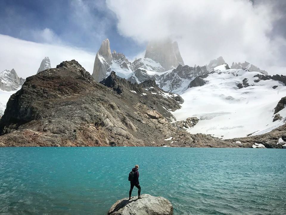 26168366_1576357635752564_49939415757094