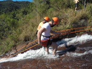 Fazenda Vitória São Luiz do Paraitinga Turismo Ecológico Camping Tirolesa Rapel Cachoeira
