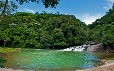 poco-feio-lumiar-copia_0