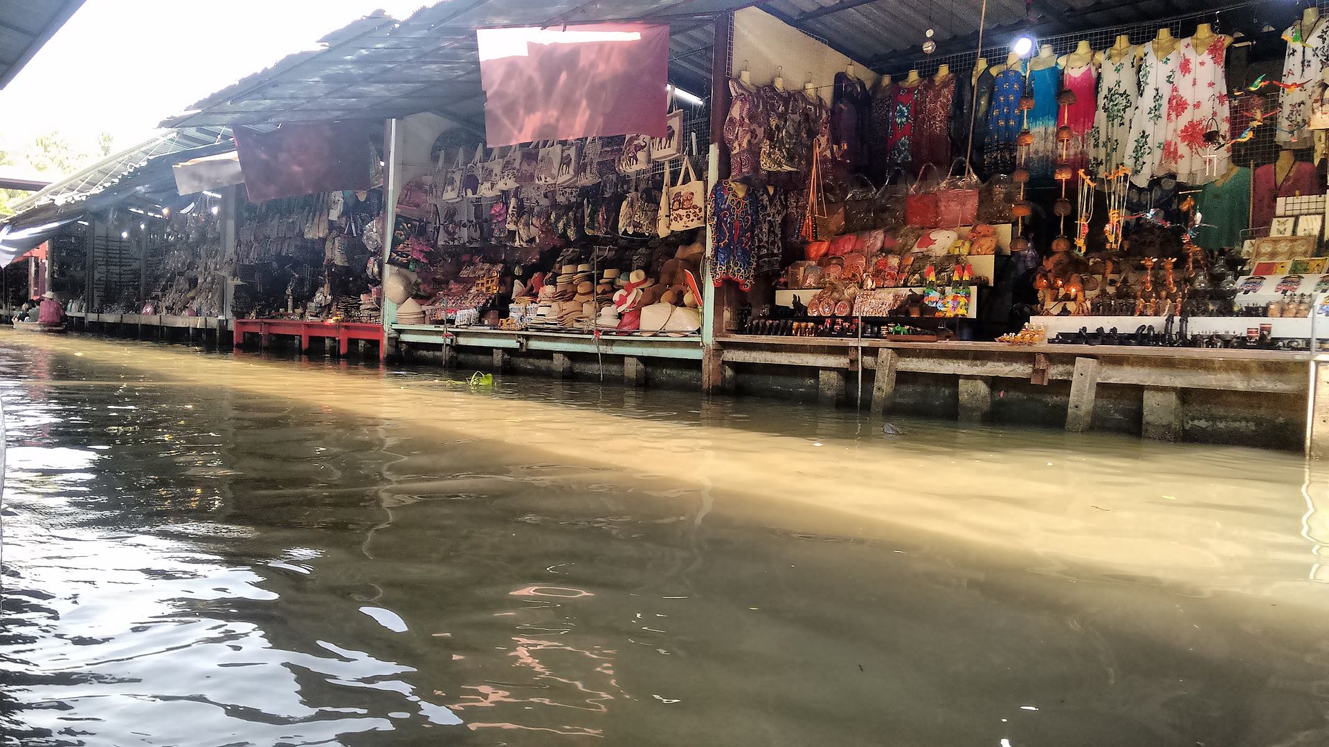 IMG_20160409_093244926?async&rand=0.5982495674097197