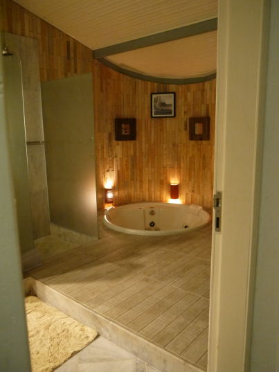 p10101201.jpg?w=403&h=537