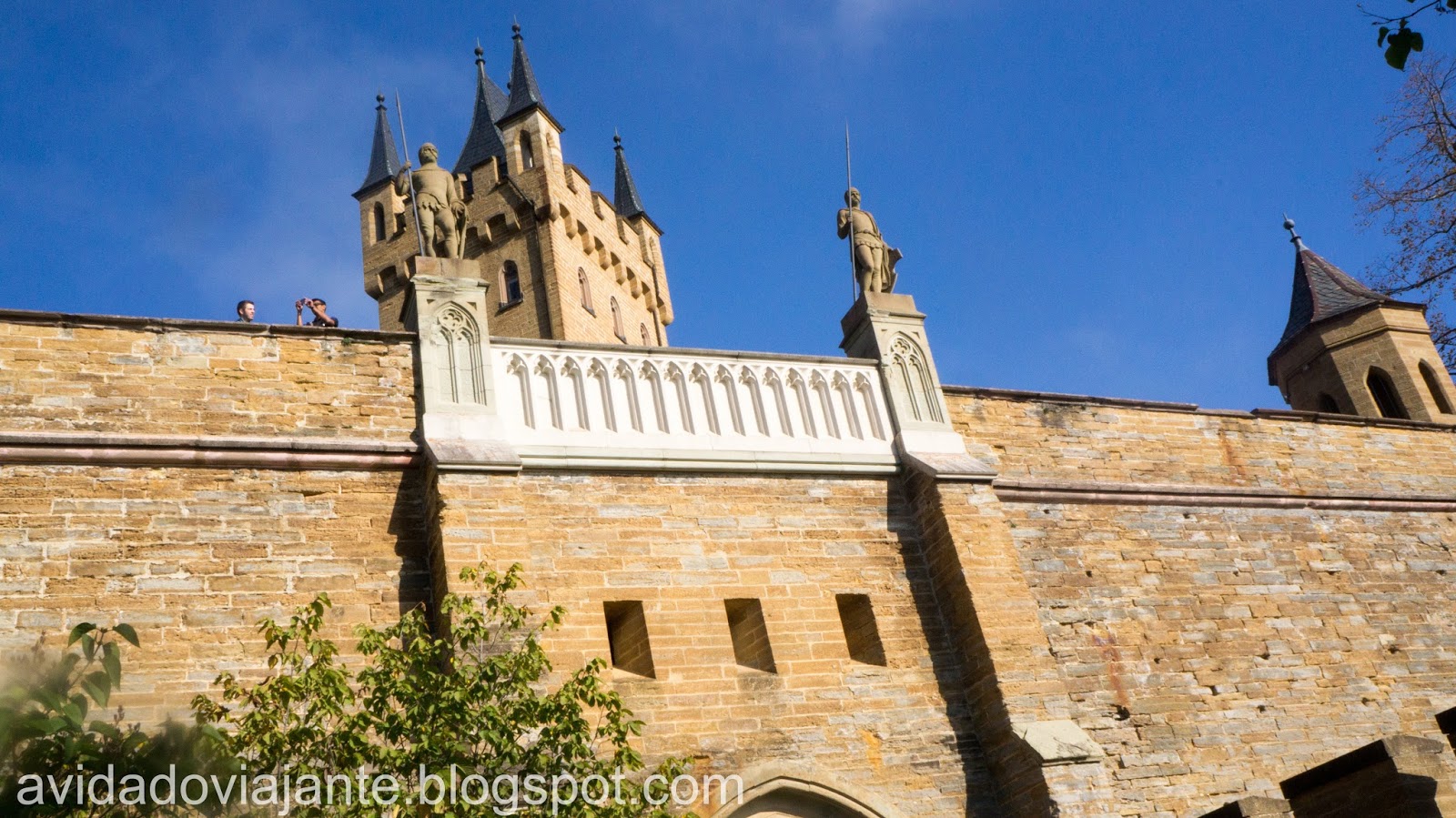 click?format=go&jsonp=vglnk_146091728419418&key=172579b97fa4d5e8c1a3c2918a03e499&libId=in4w96bx01012xfz000DA160g2eewjtx1k&loc=http%3A%2F%2Favidadoviajante.blogspot.com.br%2F&v=1&out=https%3A%2F%2F4.bp.blogspot.com%2F-_SYvlDhCp3I%2FVw8CNTLGblI%2FAAAAAAAAmm0%2FuZEoSH6rZF8WY5E0OmfbxjMGOu84JoBdQCKgB%2Fs1600%2FDSC02347-8-2.jpg&title=A%20vida%20do%20viajante%20%C3%A9%20caminhar%20pelo%20mundo...&txt=