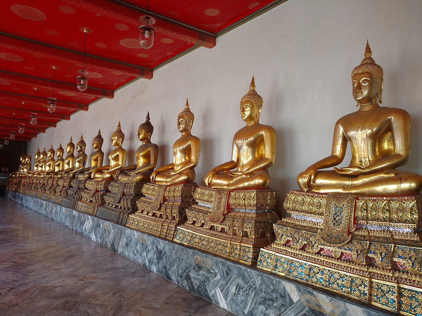 IMG_20160409_145728965?async&rand=0.35517923620228475