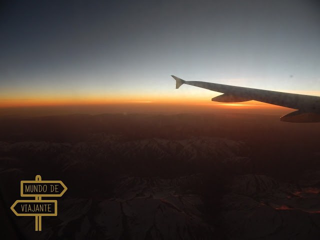 img-voo-santiago-san-pedro-de-atacama.jpg