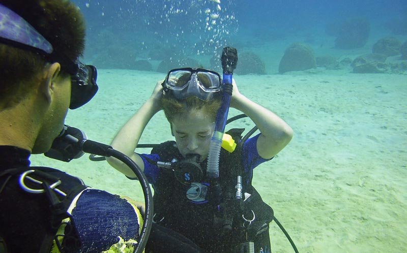 Resultado de imagem para flooded mask dive