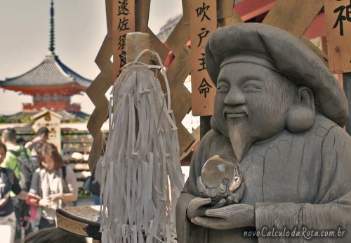 Um cantinho pra você fazer pedidos especiais no Templo Kiyomizudera