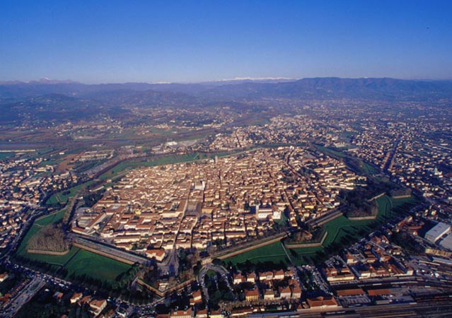 lucca-1.jpg