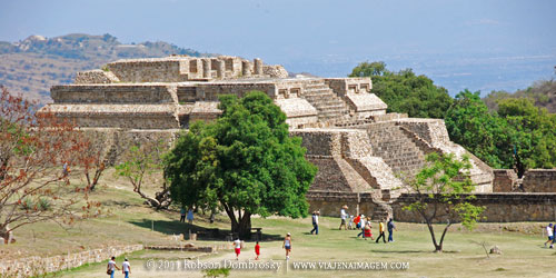 monte-alban-oaxaca6.jpg