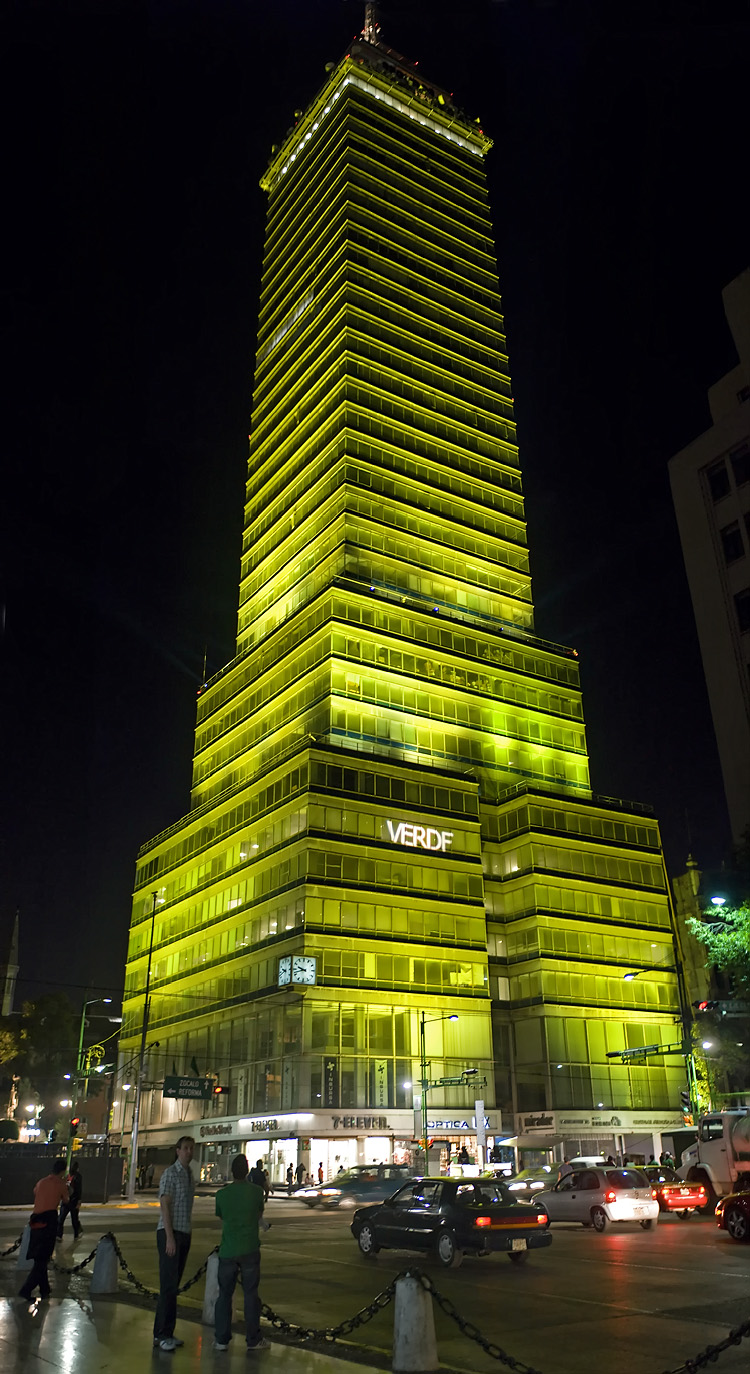 File:Palacio de Hierro (Mexico City, Historic Center) in 1912.jpg -  Wikipedia