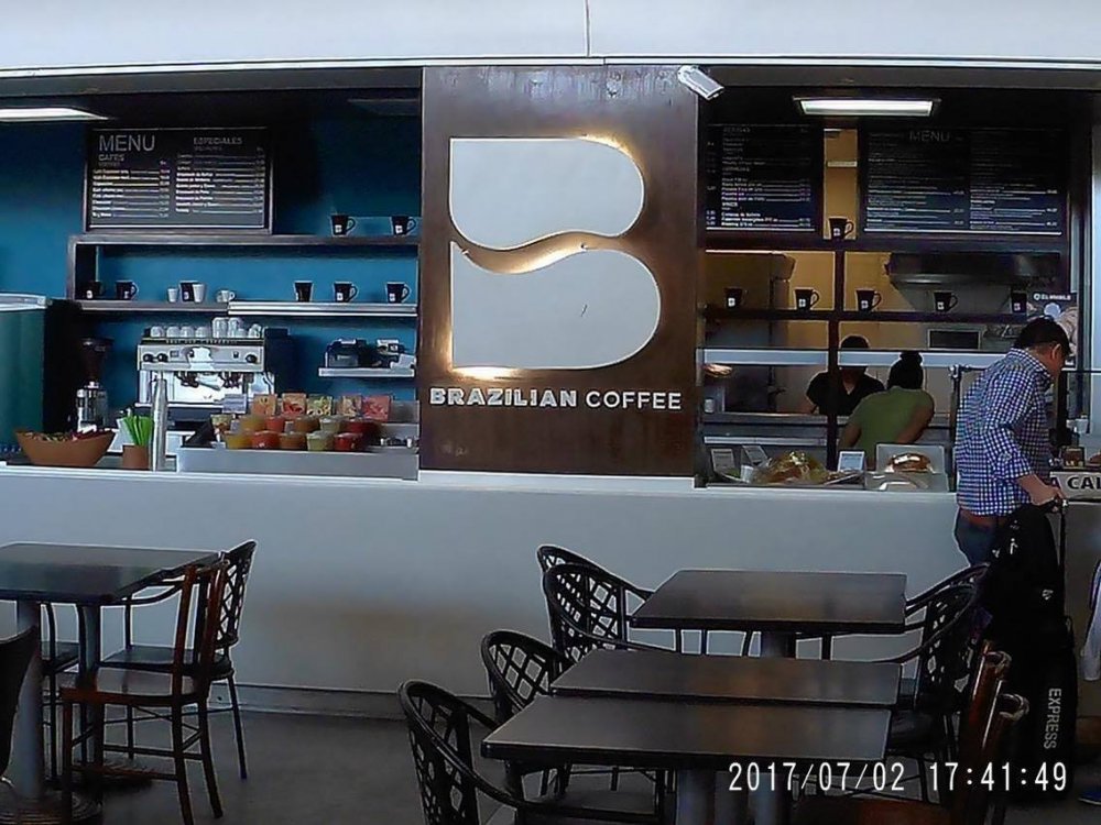Café brasileiro no aeroporto de Santa Cruz