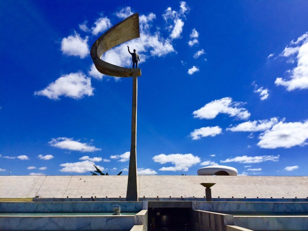 memorial-jk-brasilia-1.thumb.jpg.13fd4d60f61f9b66b668d5f7d5ef9f61.jpg