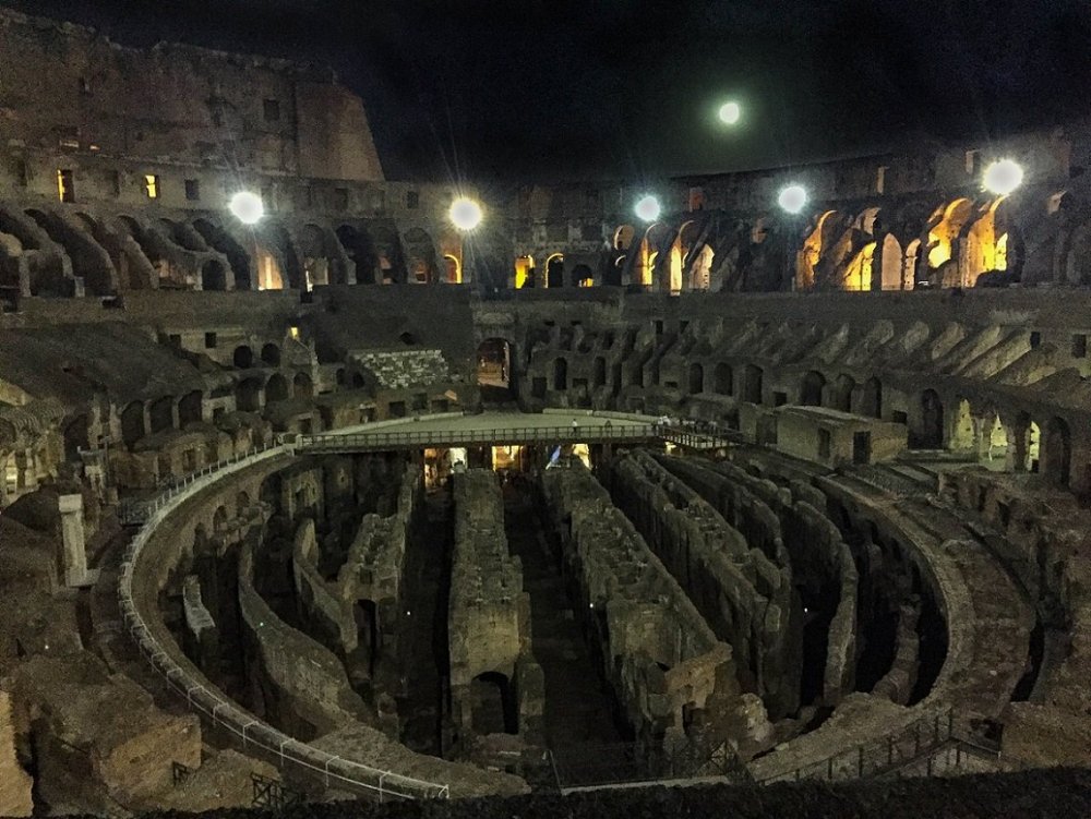 5a52be69ef19f_coliseu08.thumb.jpg.c7aaf7b765bd60d2d5a3b65209cc7116.jpg