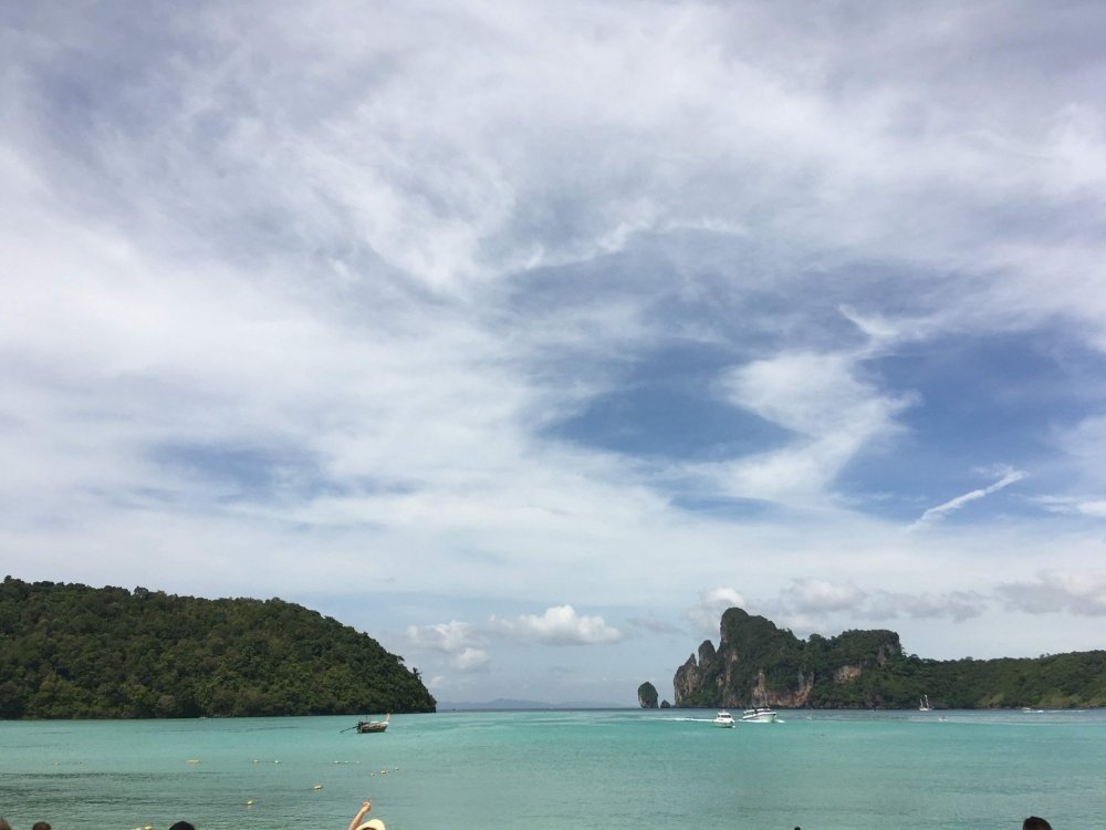 1181071124_phiphi7.jpg.353bbf342f44cd1b01f5265e1bdb51e6.jpg
