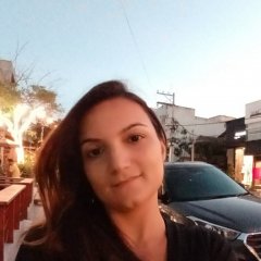 Julia Izidoro